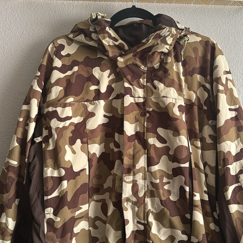 Dc men’s snowboarding jacket - Picture 2 of 11